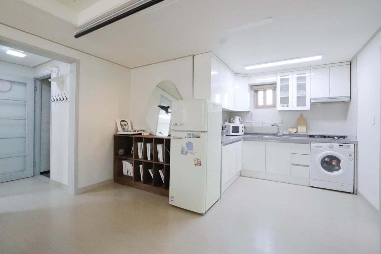 Apartamento Lovely House Hongdae Seúl Exterior foto